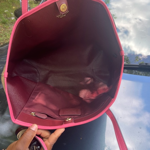 Coach barley used - Picture 3 of 3